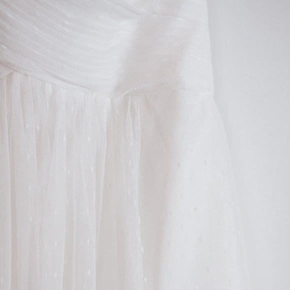 Empire Waist White Wedding Gown - Picture 5 of 6